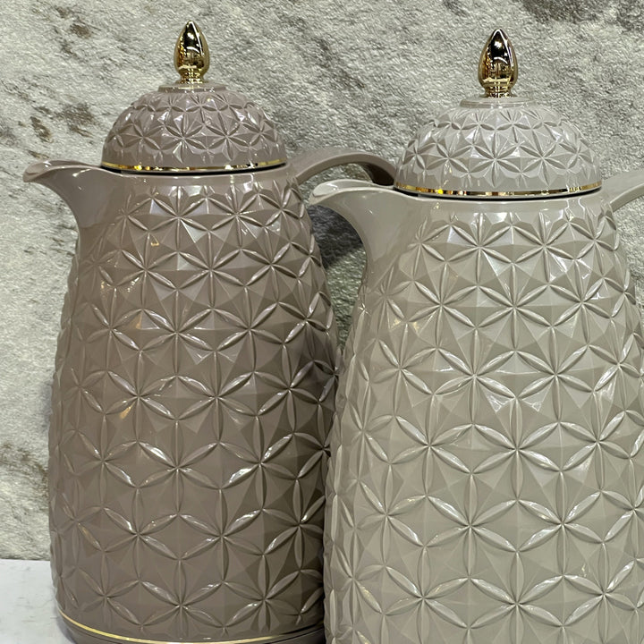 Single Vacuum Flask - Premium Flasks from Alam Al Awane - Just AED95! Shop now at alamalawane