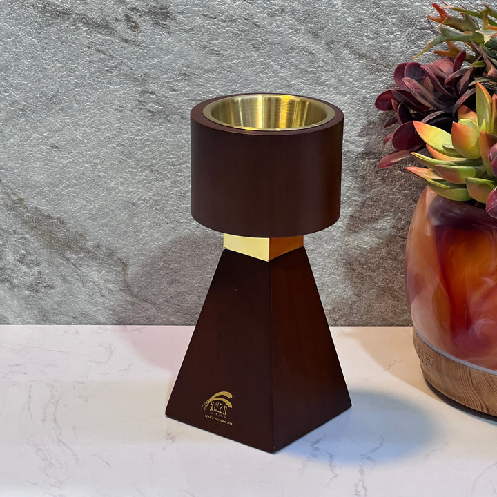 20CM Wooden Incense Burner - Premium Incense from Alam Al Awane - Just AED126! Shop now at alamalawane