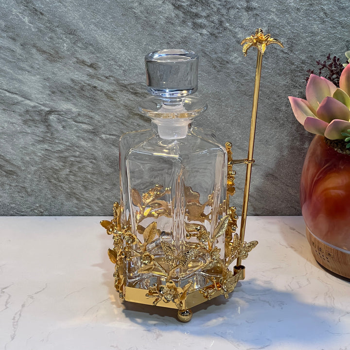 Glass Perfume Bottle - Premium Perfume Bottle from Alam Al Awane - Just AED190! Shop now at alamalawane