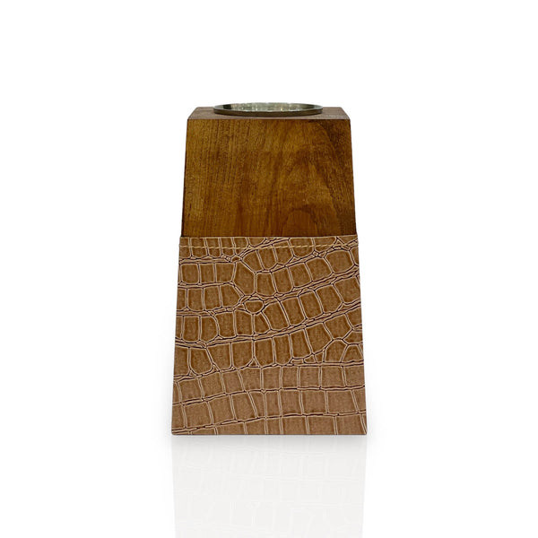 Wooden Incense Burner - Premium Incense from Alam Al Awane - Just AED105! Shop now at alamalawane