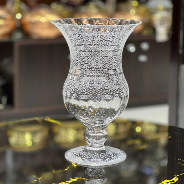 Flower Vase 30cm - Premium flower vase from Alam Al Awane - Just AED95! Shop now at alamalawane