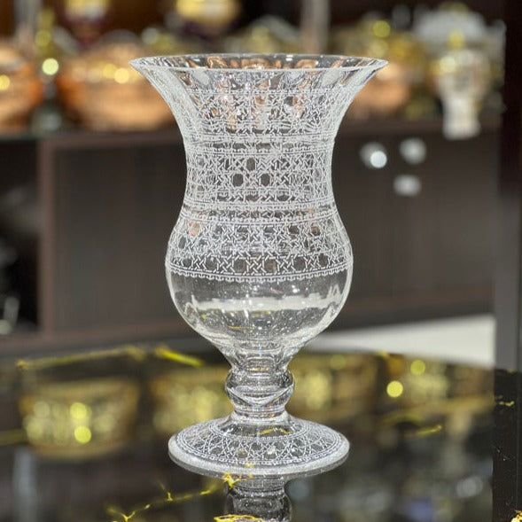 Flower Vase 30cm - Premium flower vase from Alam Al Awane - Just AED95! Shop now at alamalawane