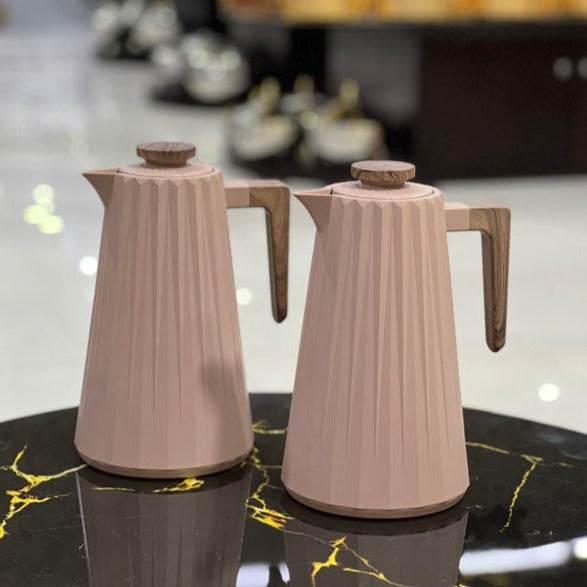 2 Pieces Vacuum Flask Set - Premium Flasks from Alam Al Awane - Just AED189.00! Shop now at alamalawane